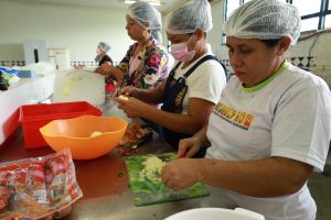 Leia mais sobre o artigo SALGADEIRAS || Mulheres em Rorainópolis recebem certificação pelo Programa Mulheres Mil